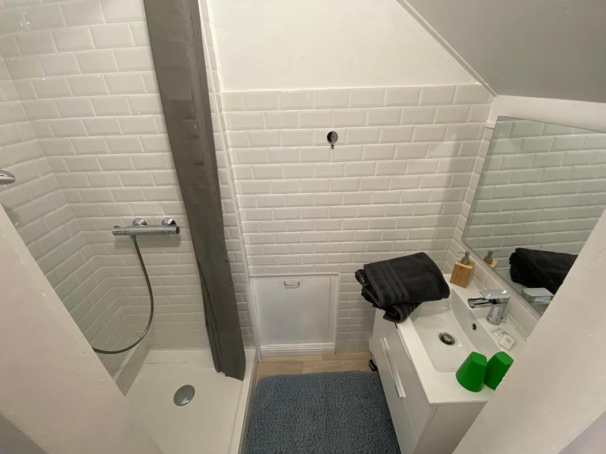 Chambre & Salle De Bain Privee - Lv 33 Argenton Sur Creuse Экстерьер фото
