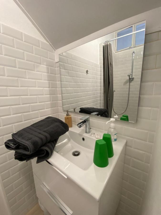 Chambre & Salle De Bain Privee - Lv 33 Argenton Sur Creuse Экстерьер фото