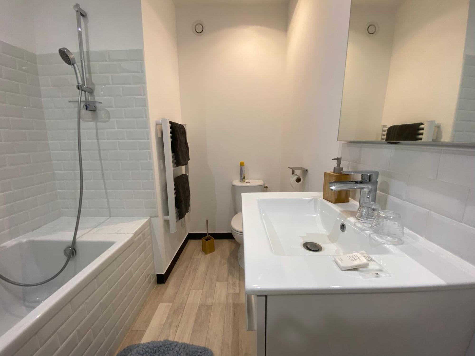 Chambre & Salle De Bain Privee - Lv 33 Argenton Sur Creuse Экстерьер фото
