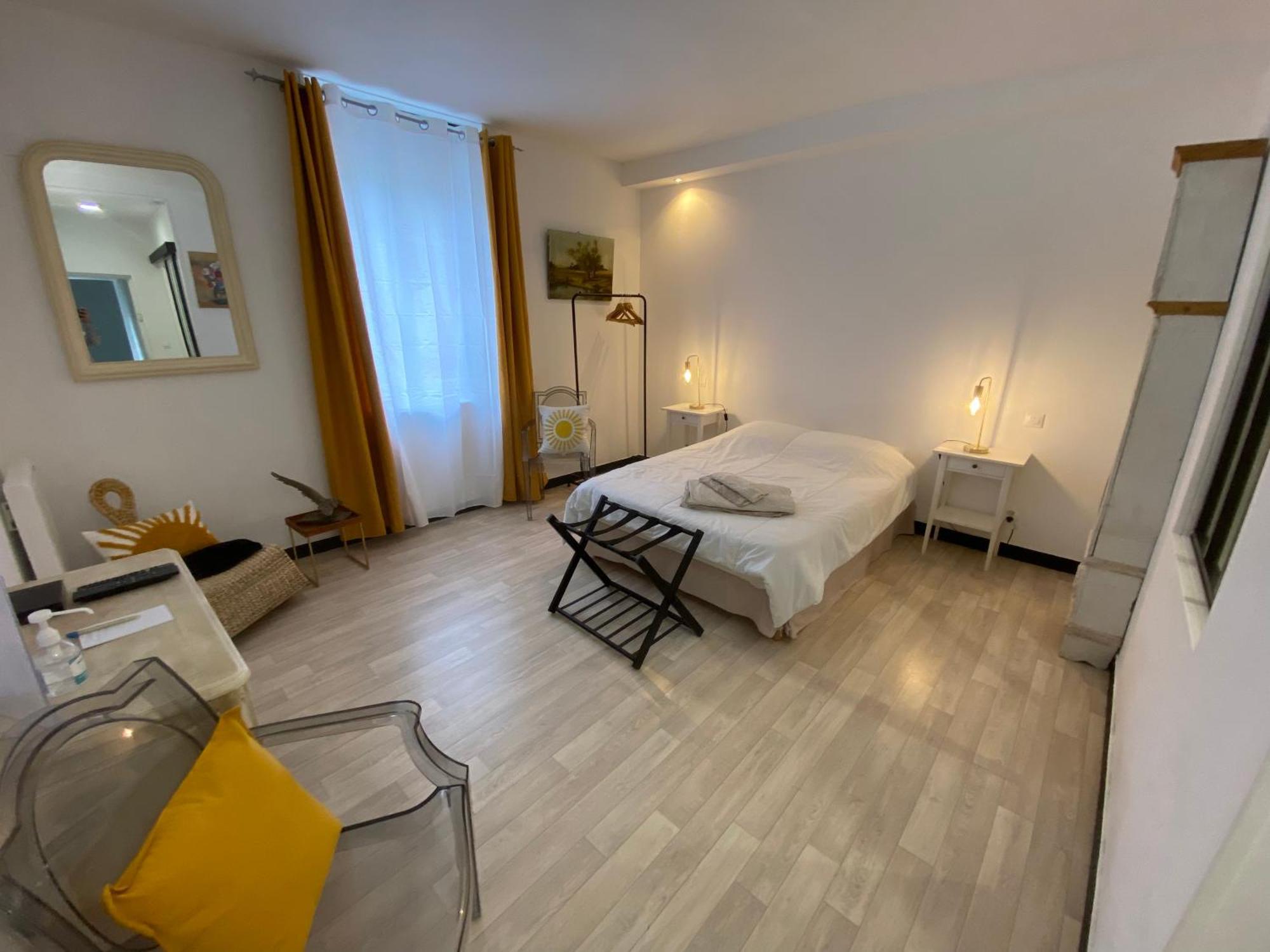 Chambre & Salle De Bain Privee - Lv 33 Argenton Sur Creuse Экстерьер фото